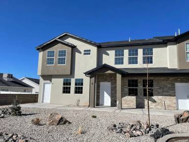 Main picture of 498 W 1225 N