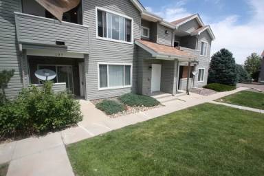 Main picture of 905 S Zeno Way