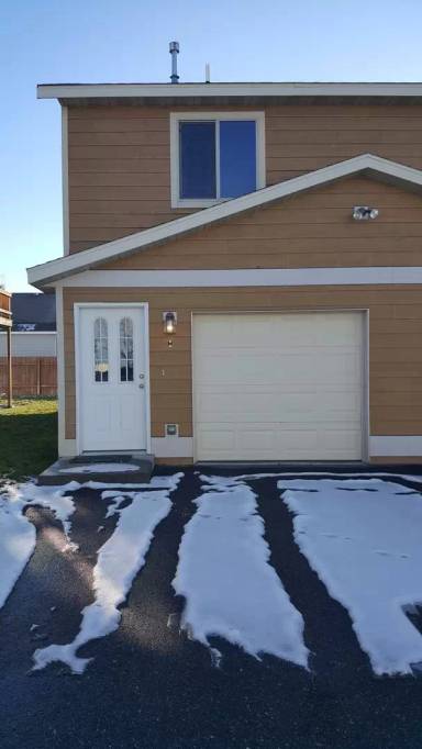Main picture of 1004 Cruiser Lane, Unit R