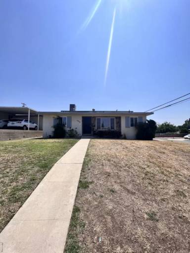 Main picture of 2901 Berger St