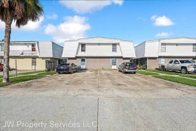 Main picture of 312 Ruby St