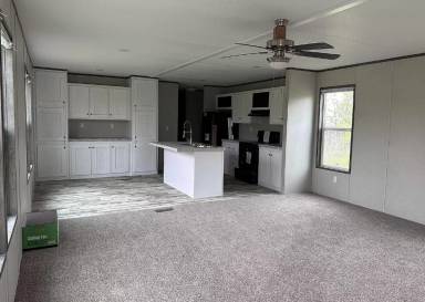 Main picture of 279 Meadow St