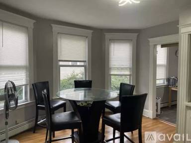 Main picture of 174 Hart St