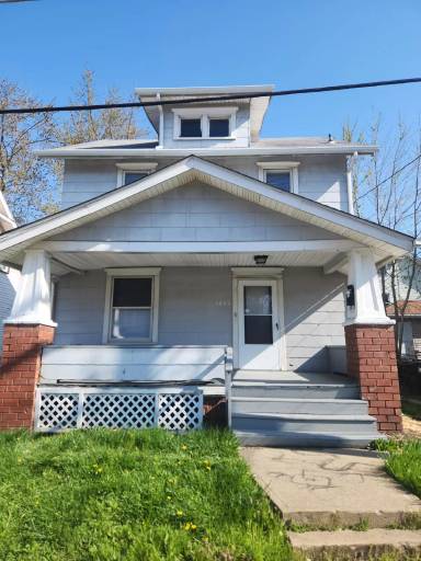 Main picture of 1405 8th St NW