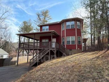 Main picture of 22 Bassett Rd