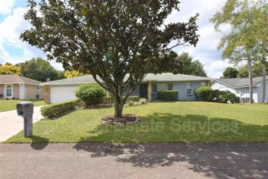 Main picture of 6305 Christina Groves Cir E