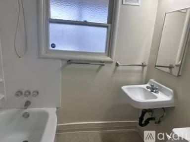 Main picture of 1012 Niantic St