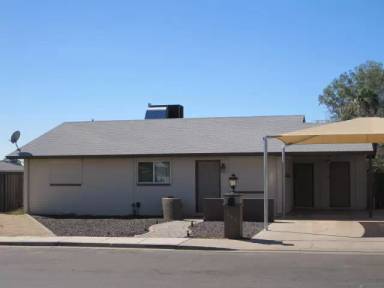 Main picture of 235 N Birch Ct