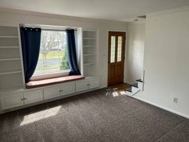 Main picture of 1826 Winston Blvd