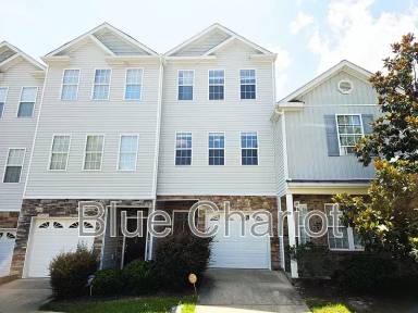 Main picture of 650 Ganyard Farm Way Apartments