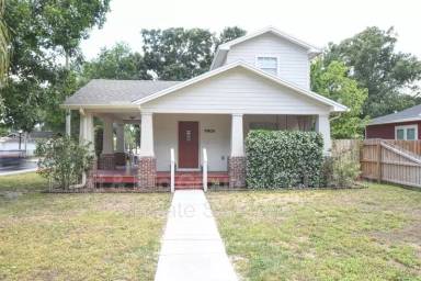 Main picture of 302 W Belmar St