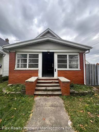 Main picture of 113 E Hudson St