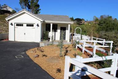Main picture of 18 Vientos Rd