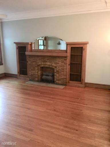 Main picture of 6311 N Wayne Ave