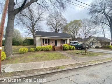 Main picture of 107 S East Ave