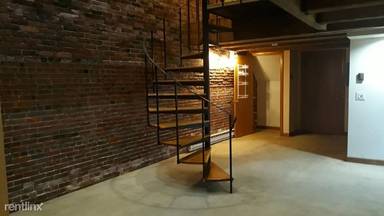 Main picture of 117 Fulton St