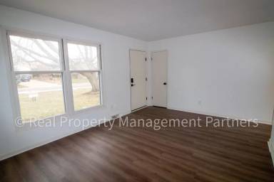 Main picture of 1849 Covington Dr SE