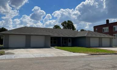 Main picture of 2307 Avenue E