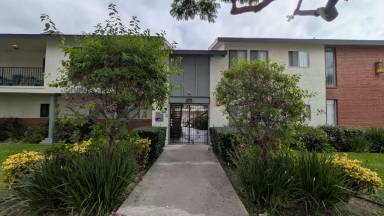 Main picture of 372 Freeman Ave
