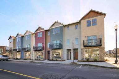 Main picture of 1101 SE Rasmussen Blvd