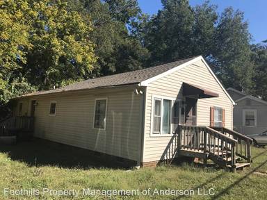 Main picture of 714 W Franklin St