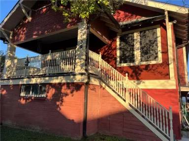Main picture of 2139 1/2 Cadiz St