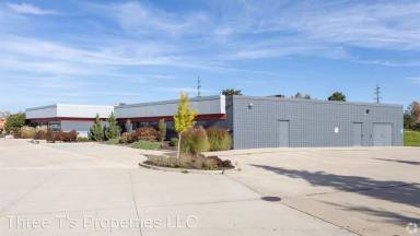 Main picture of 4436 Broadmoor Ave SE