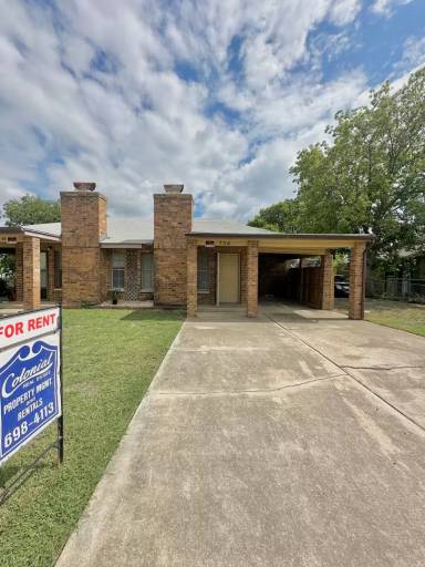 Main picture of 732 Sutton Dr