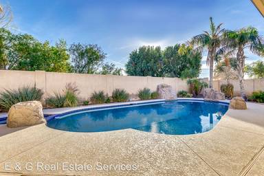 Main picture of 3319 S Los Feliz Dr