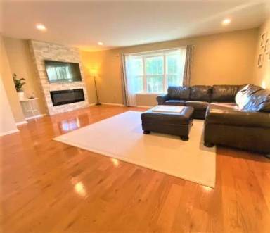 Main picture of 3406 Carriage Ct