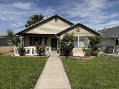 Main picture of 117 N 5th St