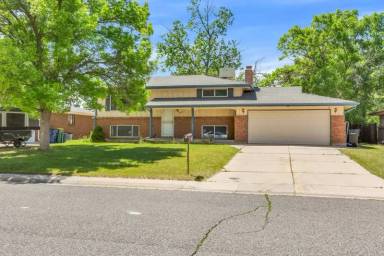 Main picture of 8355 Eaton Way
