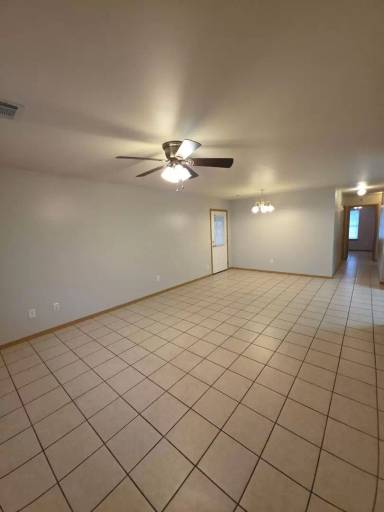 Main picture of 1109 S Oswego Ave