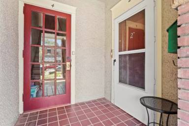 Main picture of 5863 Northumberland St