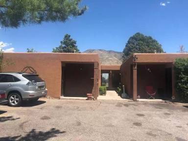 Main picture of 2712 Chelwood Park Blvd NE