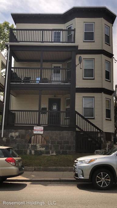 Main picture of 18 Harvard St