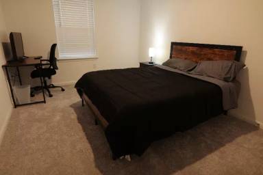 Main picture of 2911 Tavern Dr