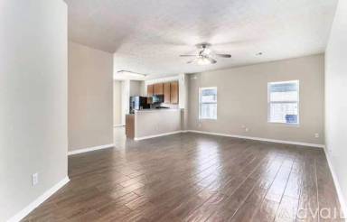 Main picture of 7717 Topaz Way
