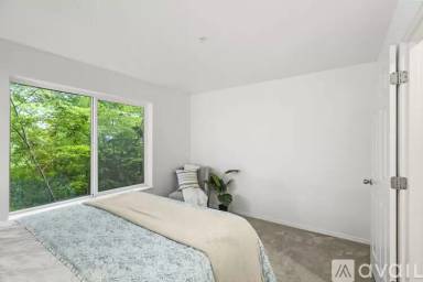 Main picture of 1540 Cherrylane Ave S