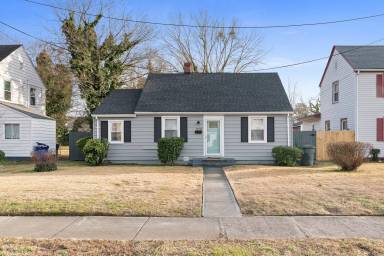 Main picture of 956 15th St
