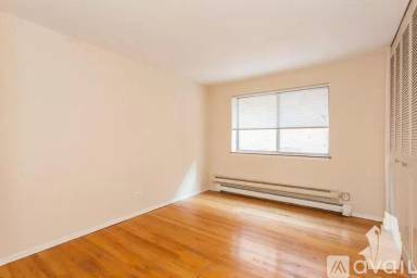 Main picture of 660 W Wrightwood Ave