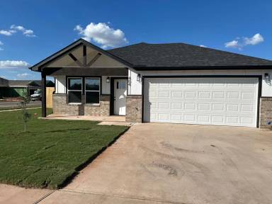 Main picture of 404 Waterloo Dr