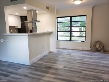 Main picture of 235 Antilla Ave