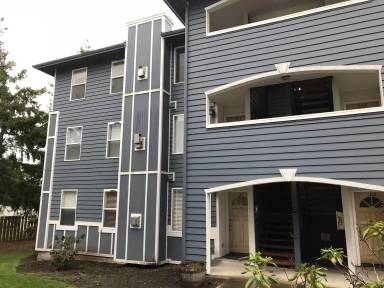 Main picture of 300 N Oak Harbor St