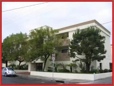 Main picture of 4433 W 133rd St
