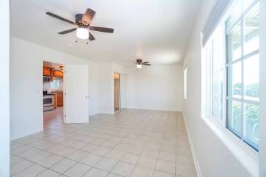 Main picture of 1247 Scott Blvd