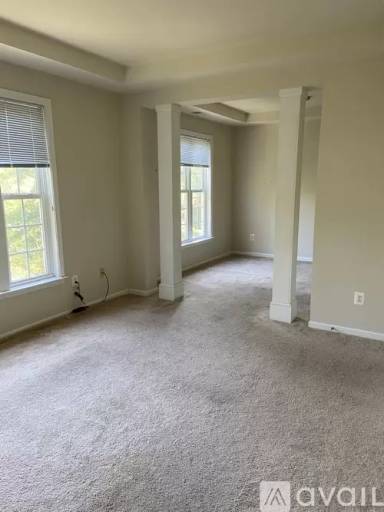 Main picture of 4615 Hummingbird Ln