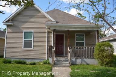 Main picture of 1513 W Lynn St