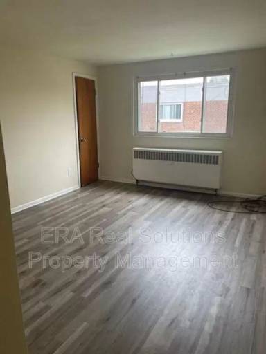 Main picture of 4400 Rocky River Dr