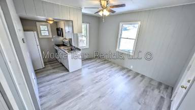 Main picture of 10 Jerry Ln